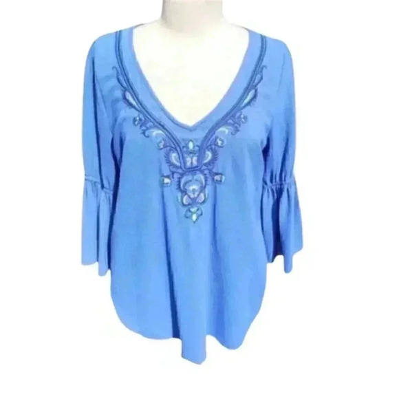 NEW Octavia Blue Embroidered Crepe Keyhole Back Bell Sleeved V Neck Blouse - Picture 1 of 6
